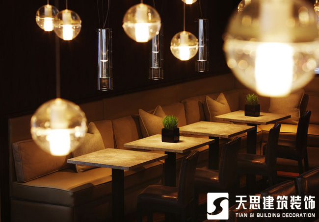 <a href=//lllznxl.cn/anli/ target=_blank class=infotextkey>合肥工装</a>公司